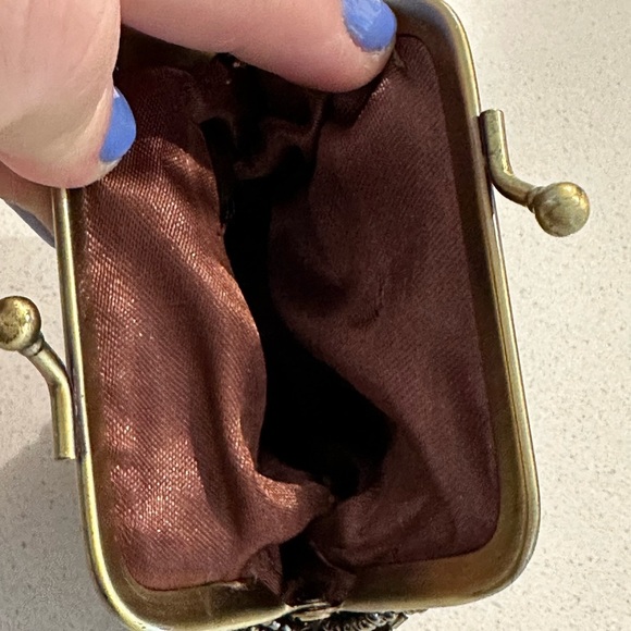 Adorable vintage beaded change purse in great used condition - Picture 5 of 12